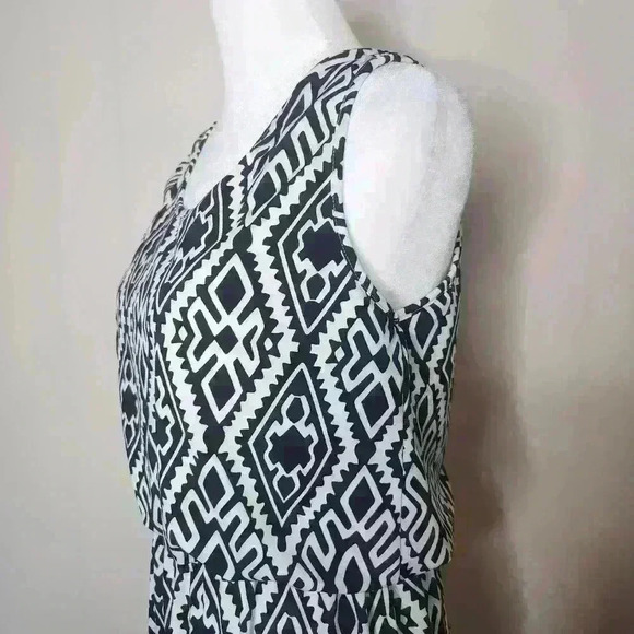 Meetu magic women's black and white geometric maxi dress size small - Picture 3 of 7